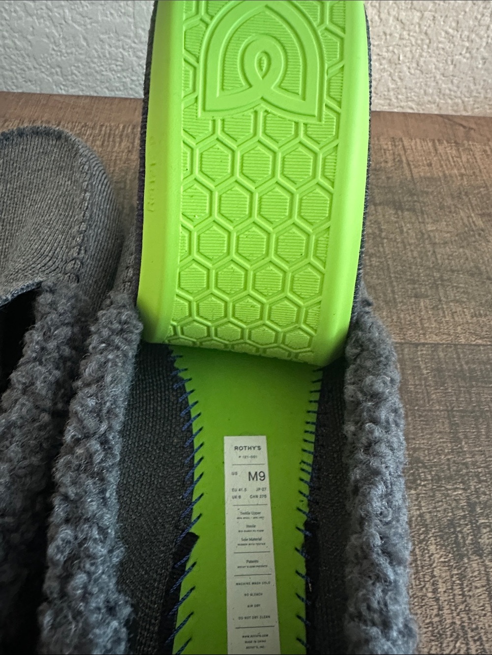 Men’s Rothy’s Gray Merino Wool Slippers - Picture 4 of 4